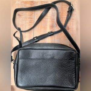 Portland Leather Toaster Bag in black pebble leather